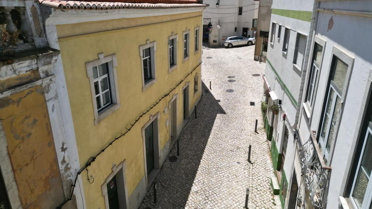 The Yellow House Portimao Bagian luar foto